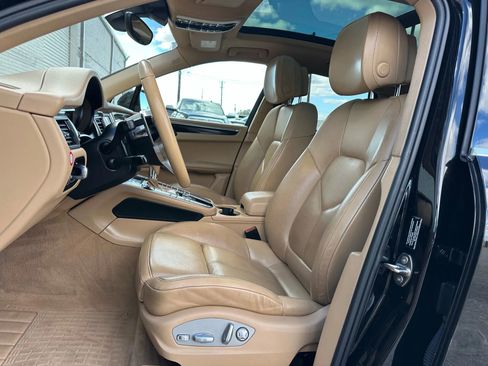 Used 2016 Porsche Macan S image 14