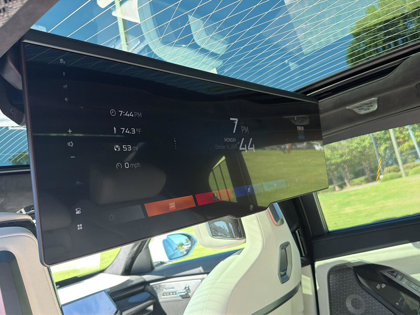 New 2027 BMW 740i RWD image 12