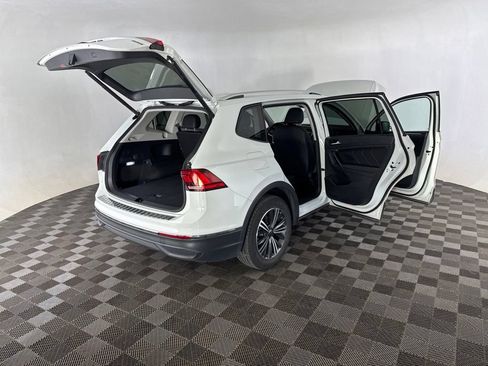 Used 2024 Volkswagen Tiguan Wolfsburg Edition AWD/4WD image 15