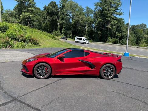 Used 2024 Chevrolet Corvette Stingray Premium Cpe w/ Z51 Performance Package RWD image 6