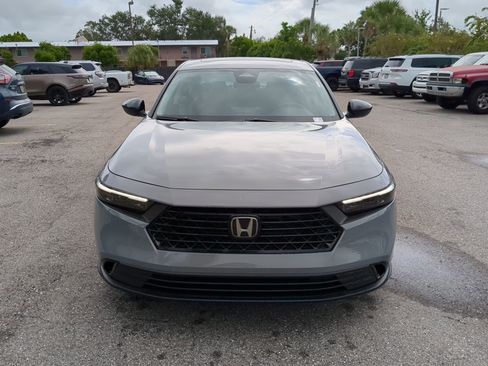 New 2025 Honda Accord SE image 4