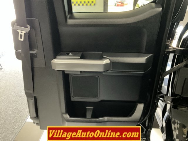 Used 2015 Ford F150 XLT w/ Equipment Group 302A Luxury AWD/4WD image 31