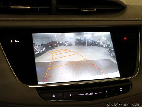 Used 2017 Cadillac XT5 Luxury image 20