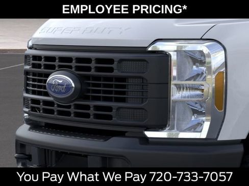 New 2026 Ford F250 XL w/ XL Off-Road Package AWD/4WD image 18