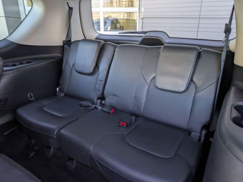 Used 2023 Nissan Armada Platinum w/ Cargo Package image 31