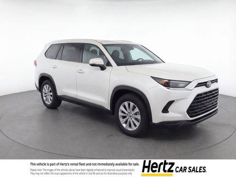Used 2024 Toyota Grand Highlander AWD image 1
