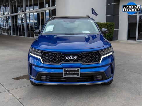 Used 2023 Kia Sorento SX image 2