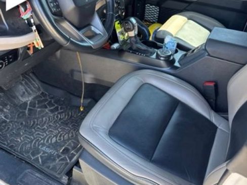 Used 2023 Ford Bronco Wildtrak AWD/4WD image 8