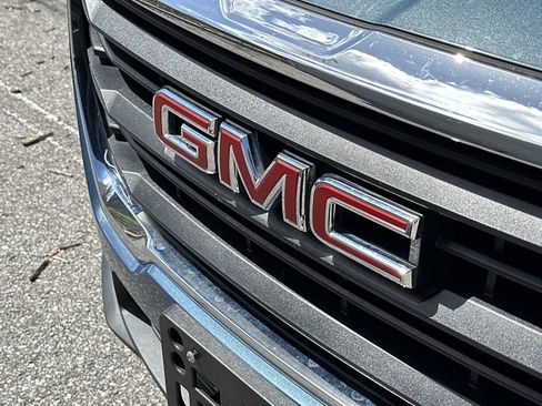 Certified 2024 GMC Terrain SLE AWD/4WD image 10
