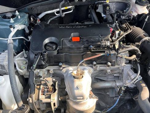 Used 2024 Honda HR-V Sport image 9