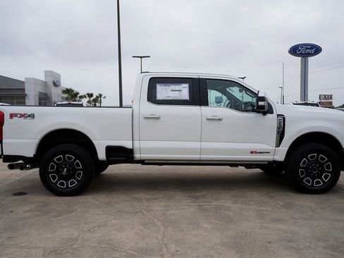 New 2024 Ford F250 Platinum image 8