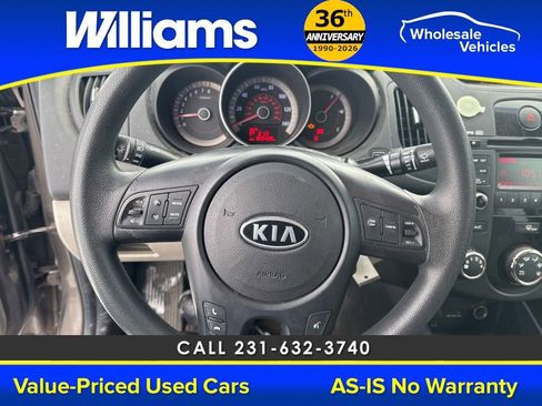 Used 2012 Kia Forte EX image 21