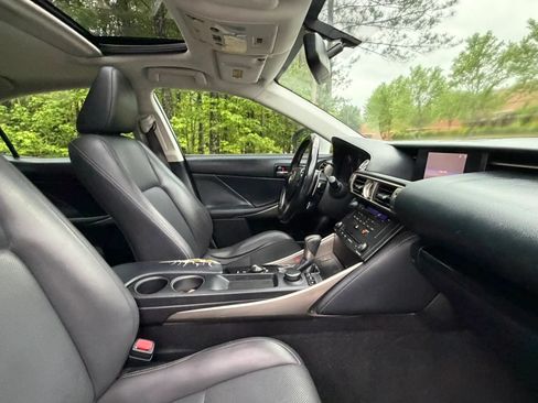 Used 2016 Lexus IS 300 AWD image 24