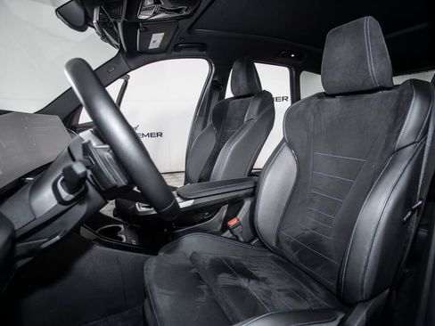 Used 2023 BMW X1 xDrive28i w/ M Sport Package image 17