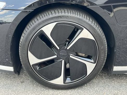 Used 2024 Lucid Air Touring AWD/4WD image 43