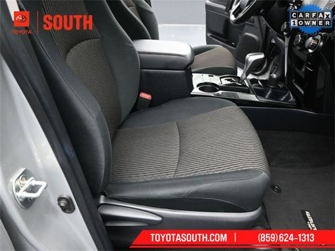 Used 2024 Toyota 4Runner TRD Off-Road image 32