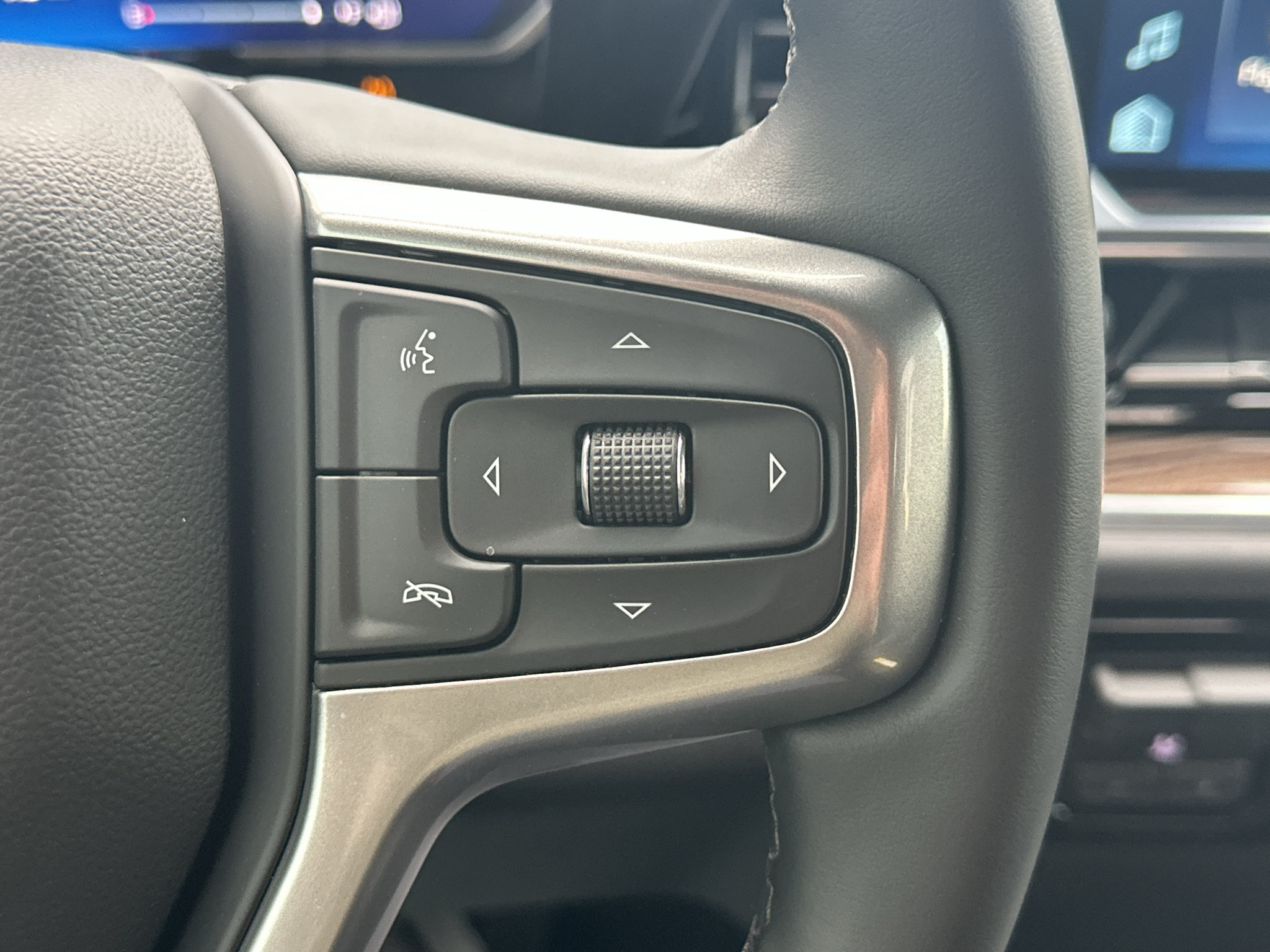 Used 2026 Chevrolet Silverado 2500 LT AWD/4WD image 10