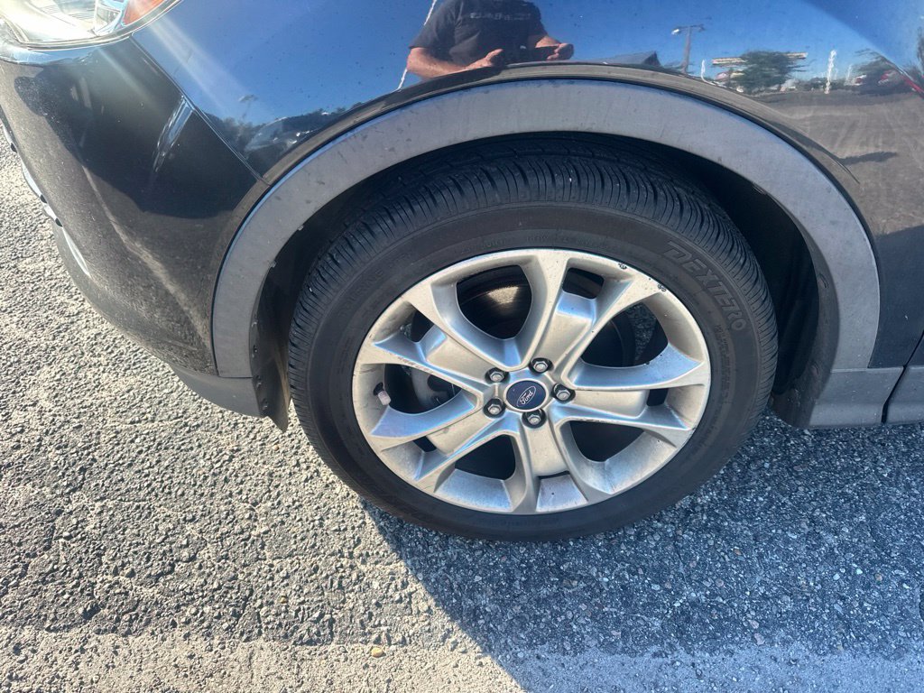 Used 2014 Ford Escape Titanium FWD image 10