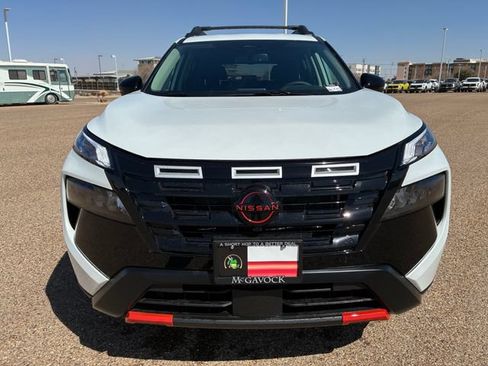 New 2026 Nissan Rogue SV w/ Rock Creek Premium Package AWD/4WD image 9