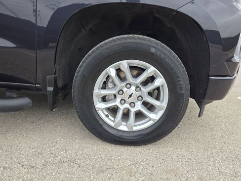 Used 2023 Chevrolet Silverado 1500 RST AWD/4WD image 27
