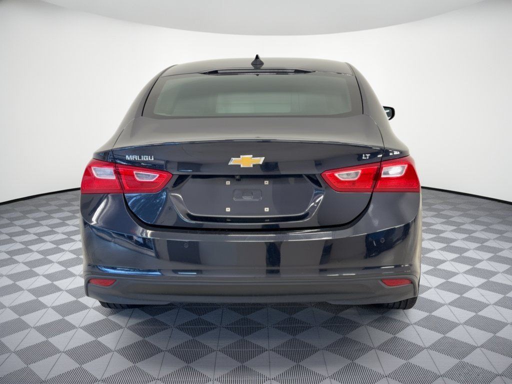 Used 2023 Chevrolet Malibu LT w/ Driver Confidence Package FWD image 8