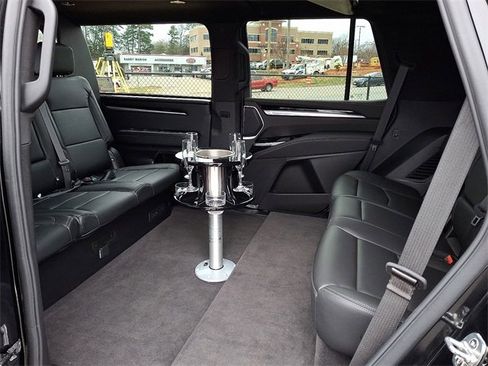 New 2025 Cadillac Escalade Luxury image 7