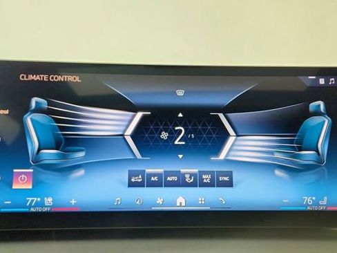 Used 2025 BMW 230i xDrive Coupe image 42