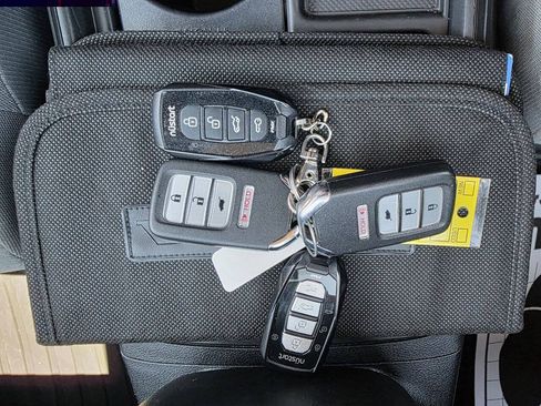 Used 2015 Honda CR-V EX image 20