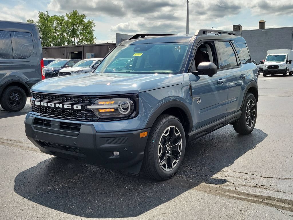 New 2026 Ford Bronco Sport Outer Banks w/ Outer Banks Tech Package+ AWD/4WD image 8