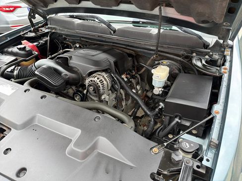 Used 2009 Chevrolet Silverado 1500 LT w/ Regional Value Package image 21