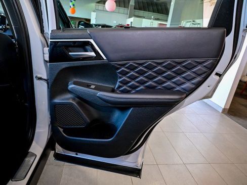 Used 2023 Mitsubishi Outlander SEL 40th Anniversary image 28