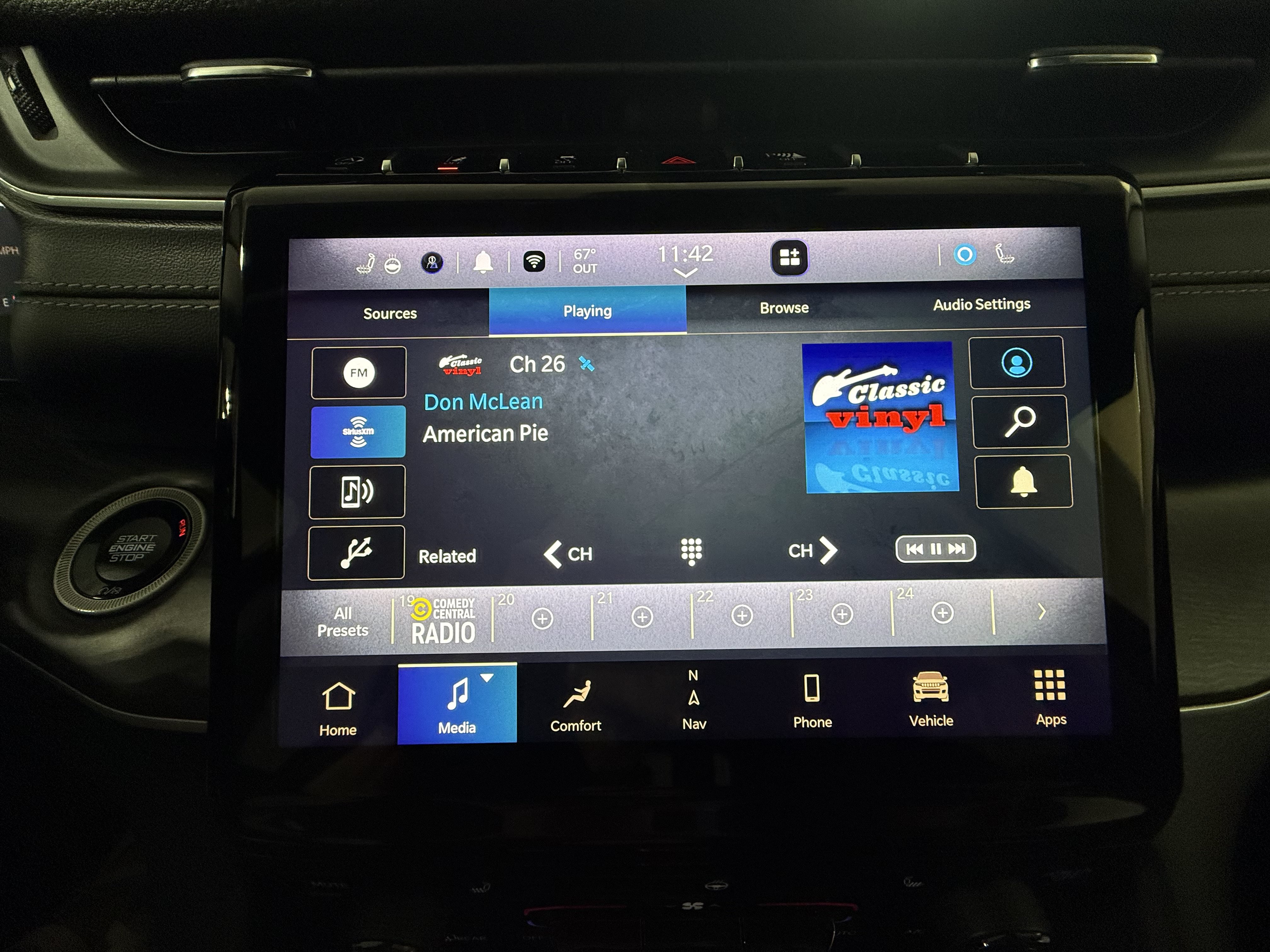 Used 2023 Jeep Grand Cherokee L Limited w/ Black Appearance Package AWD/4WD image 29