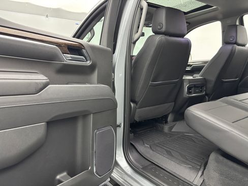 New 2026 GMC Sierra 1500 Elevation w/ Elevation Premium Package AWD/4WD image 38
