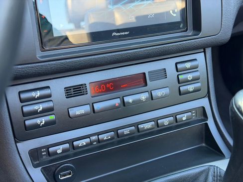 Used 2002 BMW M3 Convertible image 28