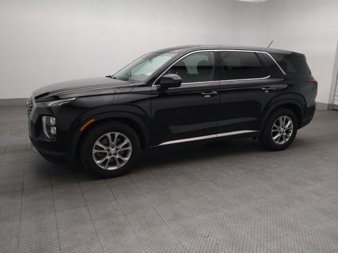 Used 2020 Hyundai Palisade SE FWD image 2