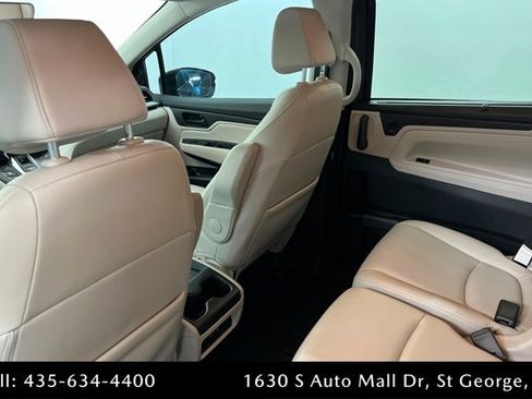Used 2025 Honda Odyssey EX-L image 18