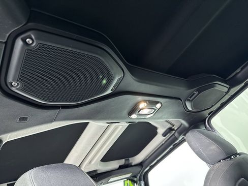 Used 2021 Jeep Gladiator Rubicon image 26