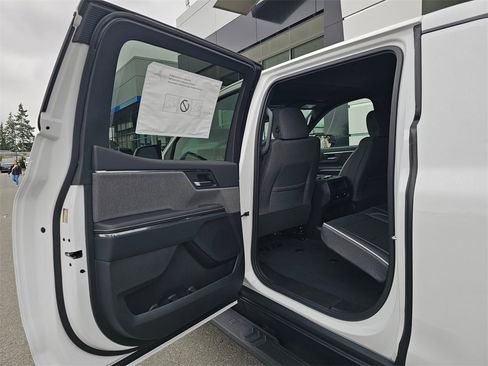 New 2026 GMC Sierra EV Elevation image 17