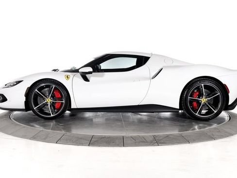 Used 2024 Ferrari 296 GTB RWD image 3