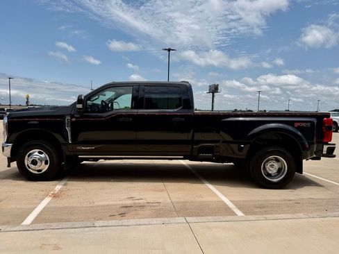 Certified 2026 Ford F350 Lariat w/ Lariat Ultimate Package AWD/4WD image 3