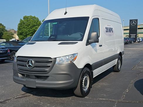 Used 2026 Mercedes-Benz Sprinter 2500 image 6