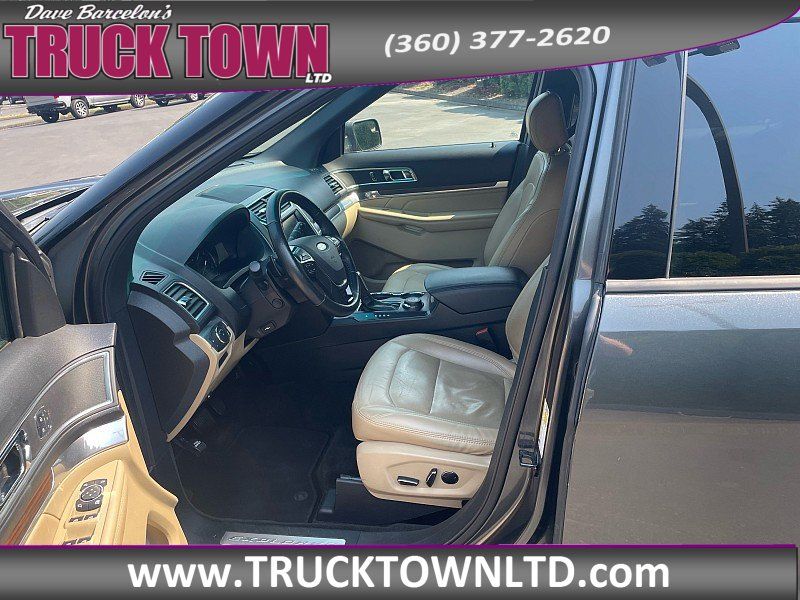 Used 2017 Ford Explorer Limited AWD/4WD image 9