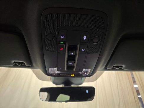 Used 2025 Audi Q3 2.0T Premium w/ Convenience Package image 24