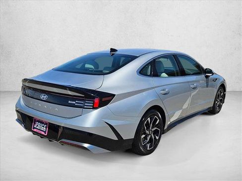 Used 2025 Hyundai Sonata SEL image 5