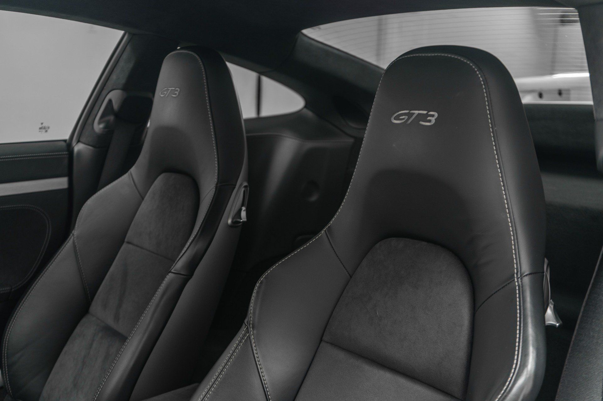 Used 2014 Porsche 911 GT3 RWD image 26