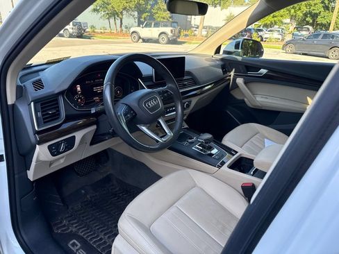 Used 2019 Audi Q5 2.0T Premium Plus w/ Premium Plus Package AWD/4WD image 13
