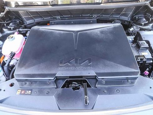 Used 2023 Kia Niro Wave FWD image 31