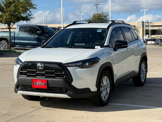 Used 2026 Toyota Corolla Cross LE FWD image 9