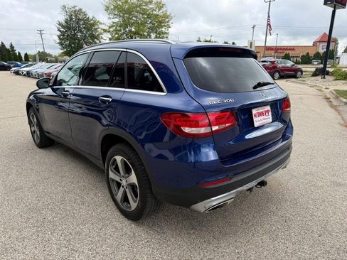 Used 2017 Mercedes-Benz GLC 300 w/ Premium 1 Package image 7