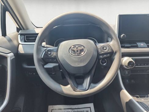 Used 2023 Toyota RAV4 XLE w/ Convenience Package AWD/4WD image 13